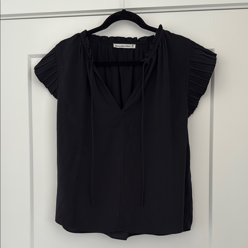 Abercrombie & Fitch Black Blouse